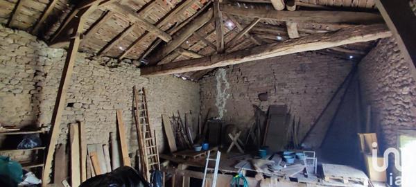 Maison de village 3 pièces de 65 m² à Compreignac (87140)