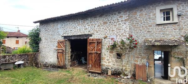 Maison de village 3 pièces de 65 m² à Compreignac (87140)