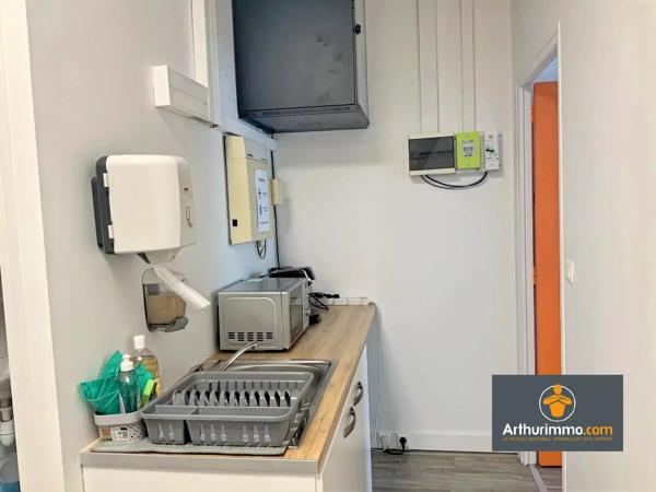 Vente                                                      Local commercial
                        
                                         67 m2                     à Reims