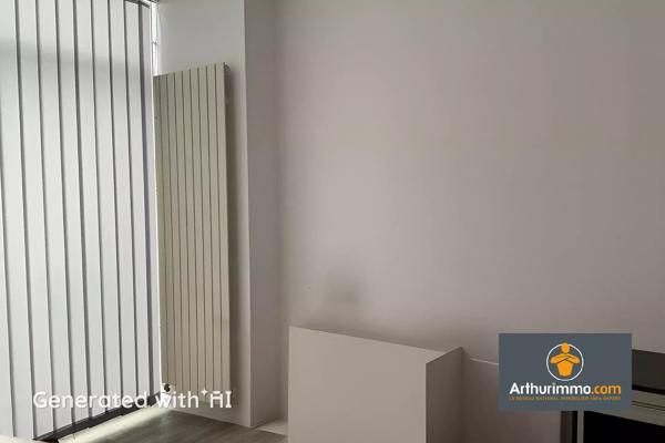 Vente                                                      Local commercial
                        
                                         67 m2                     à Reims