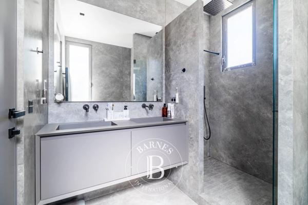 Neuilly-sur-Seine, Appartement 4 Chambres -  169 m² à vendre