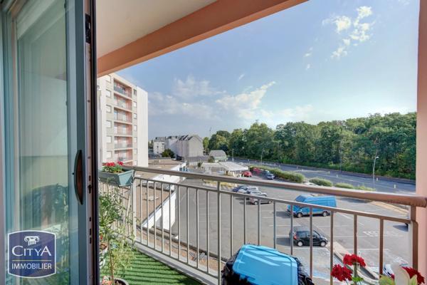 Appartement à vendre 4 pièces 73m² Joué-lès-Tours (37300)