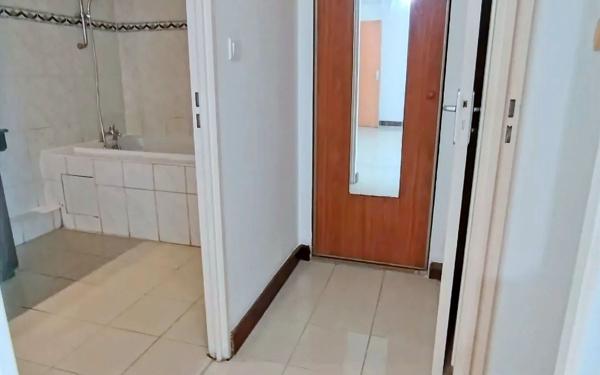 Appartement à louer    1 pièce •  Saint-Denis