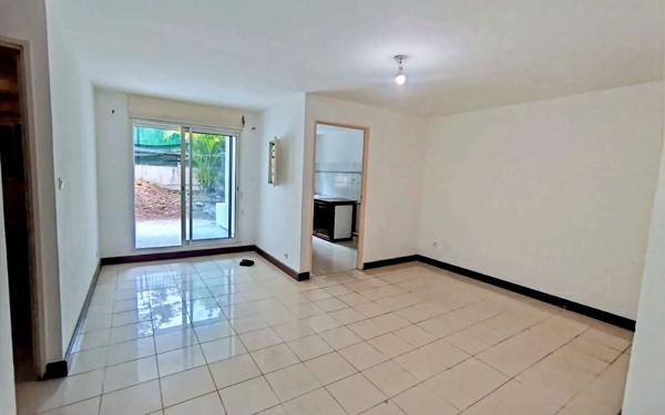 Appartement à louer    1 pièce •  Saint-Denis