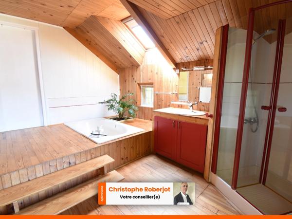 Maison Familiale ATYPIQUE en pierres située entre Chalon sur Saône et Beaune dans un havre de paix de 1700m2 et plus