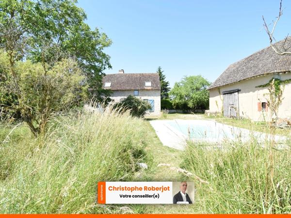 Maison Familiale ATYPIQUE en pierres située entre Chalon sur Saône et Beaune dans un havre de paix de 1700m2 et plus