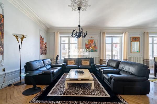 Appartement 6 pièces – 306 m² environ à Nantes (ref : 1581B-AS)