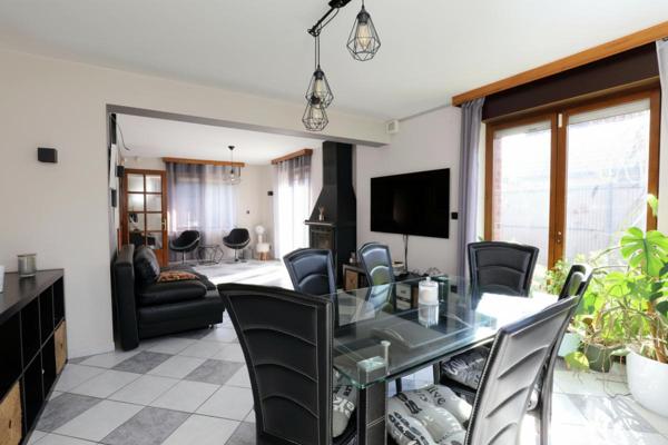 Semi sPlain Pied individuel 167 m2, 5 chambres garage et jardin