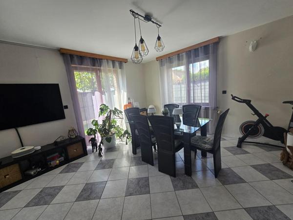 Semi sPlain Pied individuel 167 m2, 5 chambres garage et jardin