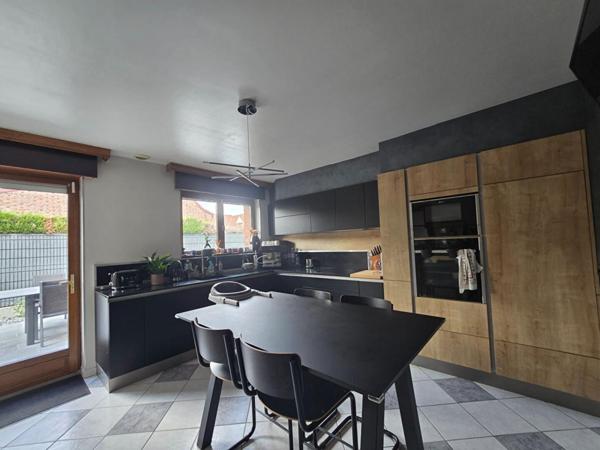 Semi sPlain Pied individuel 167 m2, 5 chambres garage et jardin