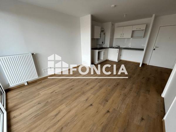 Location Appartement 2 pièces 40.27 m² - 47 RUE DES CANADIENS Bihorel 76420