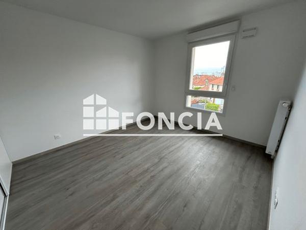 Location Appartement 2 pièces 40.27 m² - 47 RUE DES CANADIENS Bihorel 76420