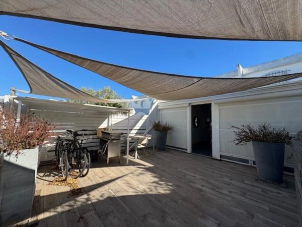 Maison à vendre 5 pièces PORT CAMARGUE (30)