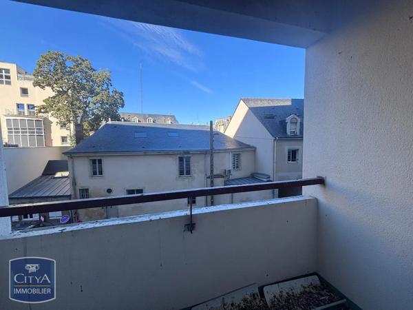 Appartement à louer 5 pièces 119.98m² Le Mans (72000)