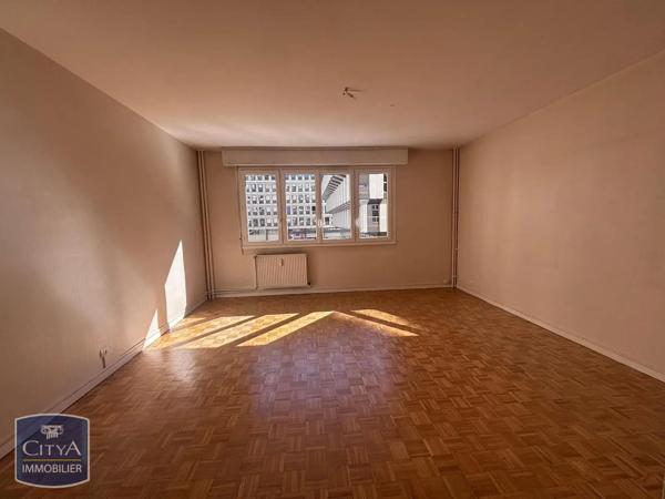 Appartement à louer 5 pièces 119.98m² Le Mans (72000)