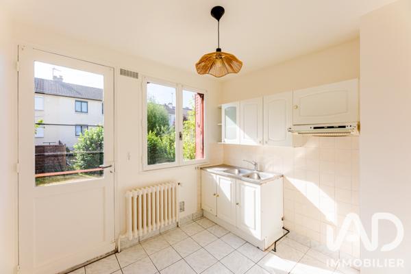 Maison à vendre 4 pièces 68,98 m² Taverny
