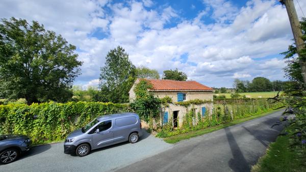 Sainte-Hermine (85210) Un havre de paix, la sérénité d'une rivière en plein cœur de la Vendée