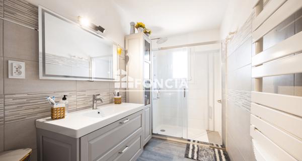 À vendre Maison 5 pièces 93 m² - Saint-cyprien 66750