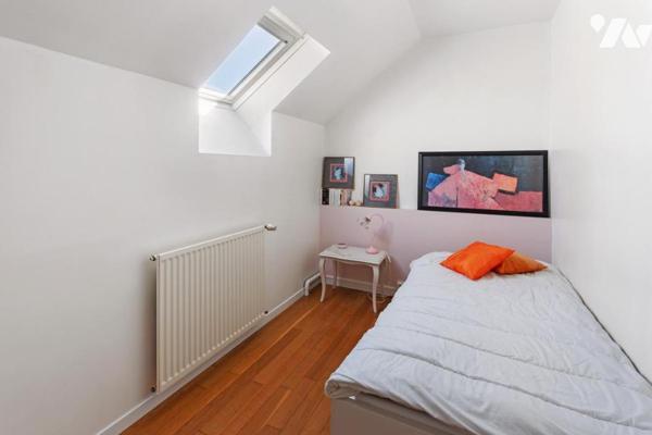 LONGERE DE CARACTERE - 170M² - 2650 M² DE PARCELLE 