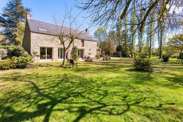 LONGERE DE CARACTERE - 170M² - 2650 M² DE PARCELLE 
