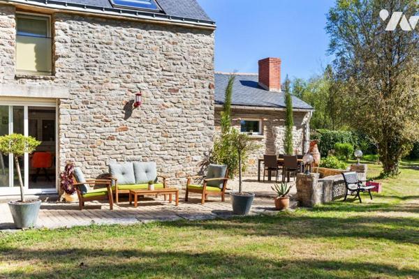 LONGERE DE CARACTERE - 170M² - 2650 M² DE PARCELLE 