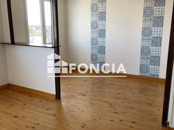 Location Appartement 3 pièces 64.2 m² - 63 RUE DE RIEUVILLE Dreux 28100