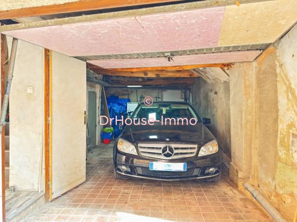 Immeuble à vendre 3 pièces de 130 m²