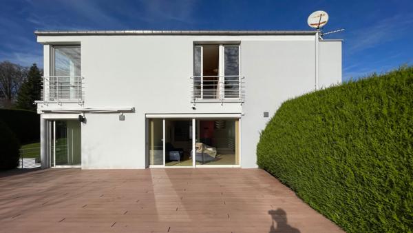 Villa Chantraine avec piscine et bord de forêt