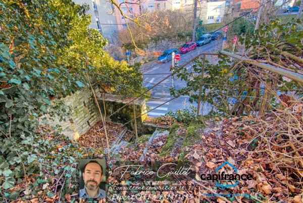 Doubs (25), à vendre Besançon, maison de 320 m2 + terrain de 2190 m2