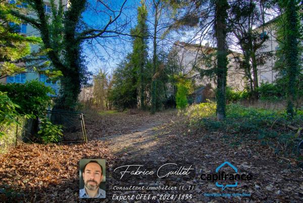 Doubs (25), à vendre Besançon, maison de 320 m2 + terrain de 2190 m2