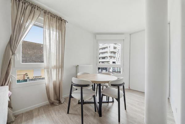 Appartement
         3 pièces
        - 53 m² 239 000 € *