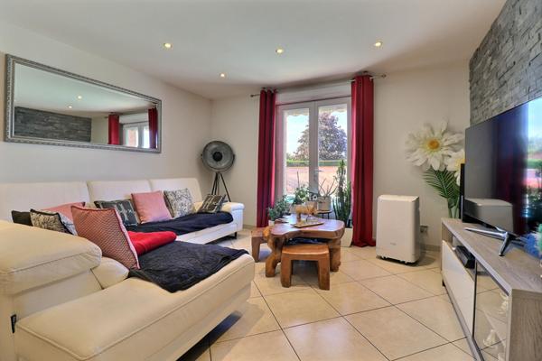 Maison plain pied avec piscine 31780 Castelginest