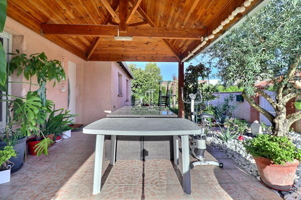 Maison plain pied avec piscine 31780 Castelginest