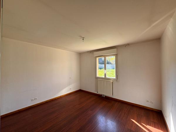 Maison à vendre - 3 chambres - LE CREUSOT