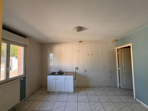 Maison à vendre - 3 chambres - LE CREUSOT