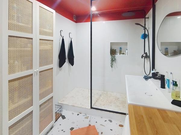 Hyères centre T3 de 87m2 avec terrasse et garage.