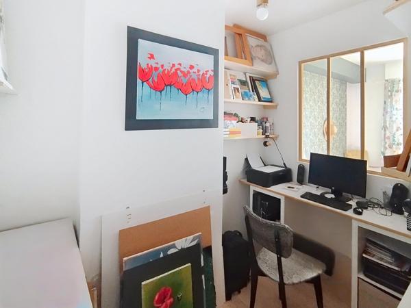 Hyères centre T3 de 87m2 avec terrasse et garage.