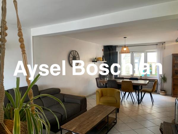 MAISON 4 CHAMBRES-132M2- PROCHE ECOLES - TERRAIN