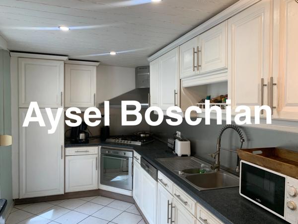 MAISON 4 CHAMBRES-132M2- PROCHE ECOLES - TERRAIN