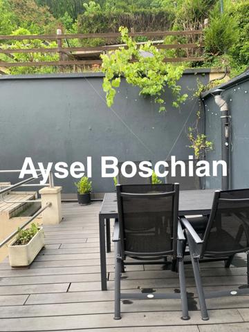 MAISON 4 CHAMBRES-132M2- PROCHE ECOLES - TERRAIN