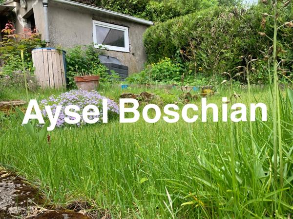 MAISON 4 CHAMBRES-132M2- PROCHE ECOLES - TERRAIN