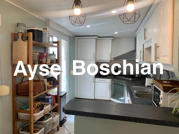 MAISON 4 CHAMBRES-132M2- PROCHE ECOLES - TERRAIN