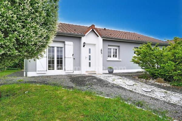 TRES BELLE MAISON PLAIN PIED - TERRAIN 6 ARES