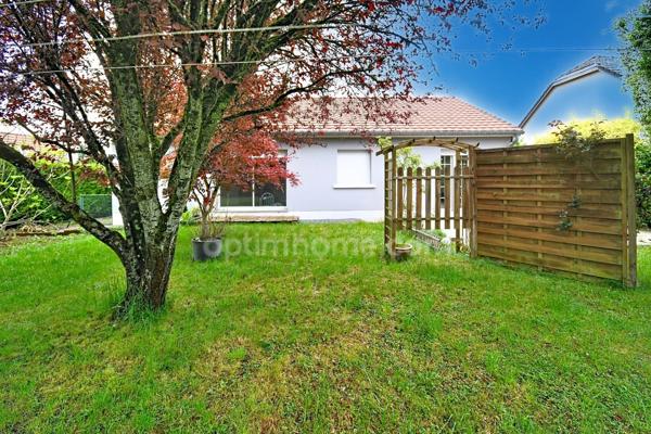 TRES BELLE MAISON PLAIN PIED - TERRAIN 6 ARES