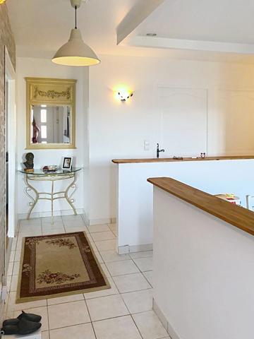 TRES BELLE MAISON PLAIN PIED - TERRAIN 6 ARES