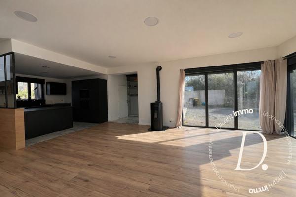 Salies-de-Béarn – Maison contemporaine 166 m² – 4 chambres – Piscine et vue Pyrénées