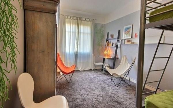 Appartement à vendre    3 pièces • 80 m2 Juan-les-Pins - Antibes