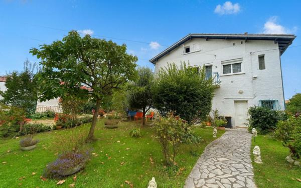 Appartement à vendre    6 pièces • 119,21 m2 Lherm