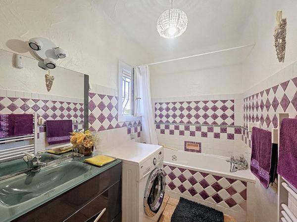 Maison familiale 7 pièces - 182 m² - 2730 m² de terrain arboré