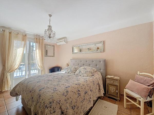 Maison familiale 7 pièces - 182 m² - 2730 m² de terrain arboré